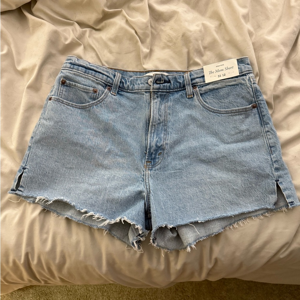 Abercrombie The Mom Short